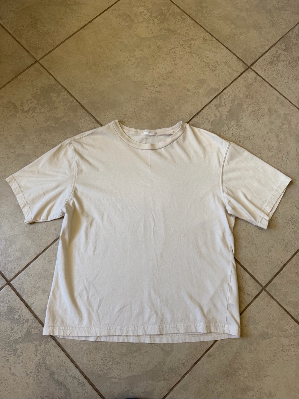 CREW Neck T-Shirt in Beige